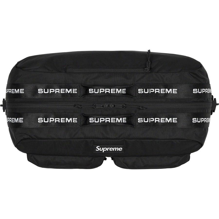 Details on Duffle Bag Black from fall winter
                                                    2022 (Price is $148)