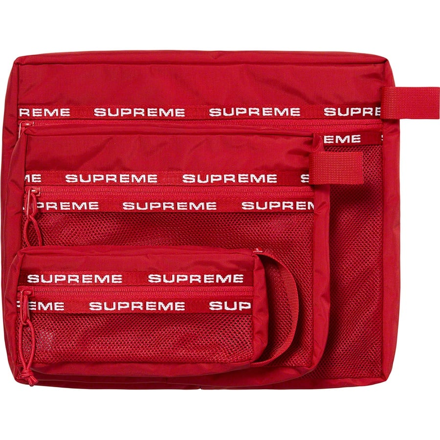 Details on Organizer Pouch Set Red from fall winter
                                                    2022 (Price is $58)