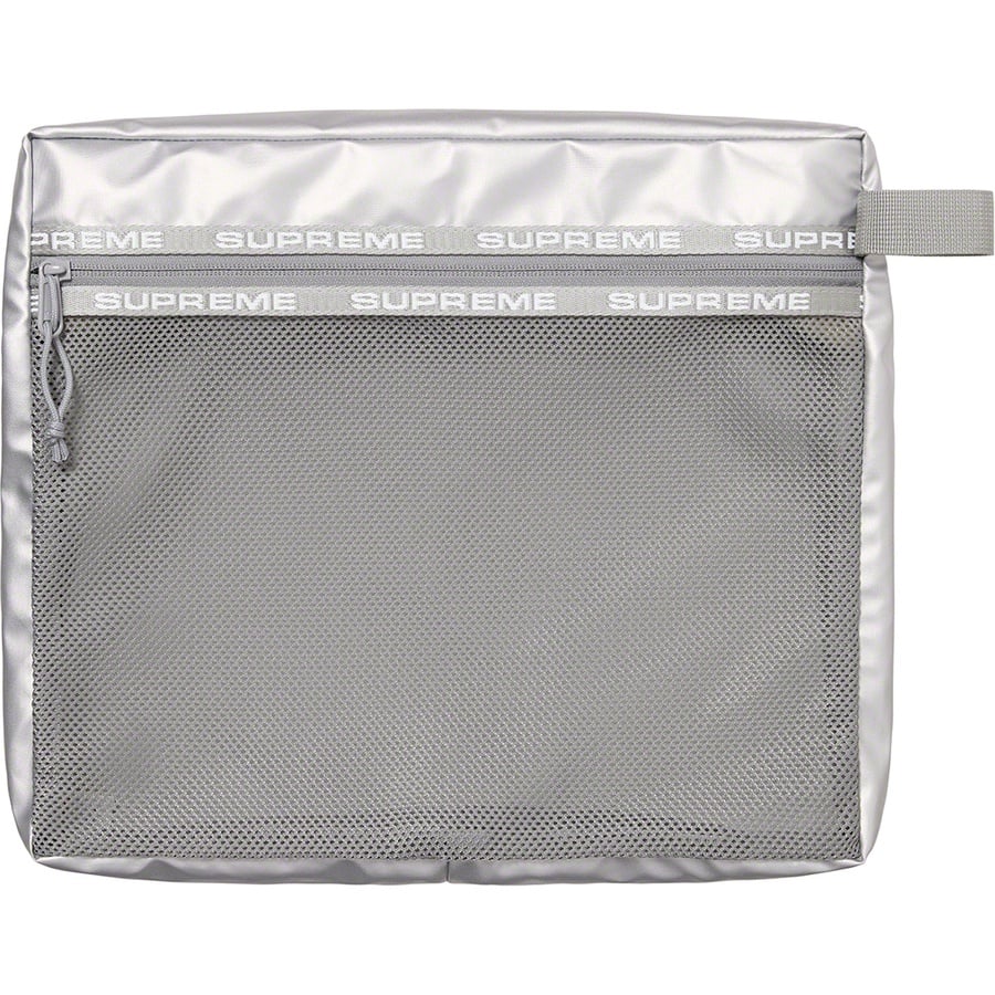 Details on Organizer Pouch Set Silver from fall winter
                                                    2022 (Price is $58)