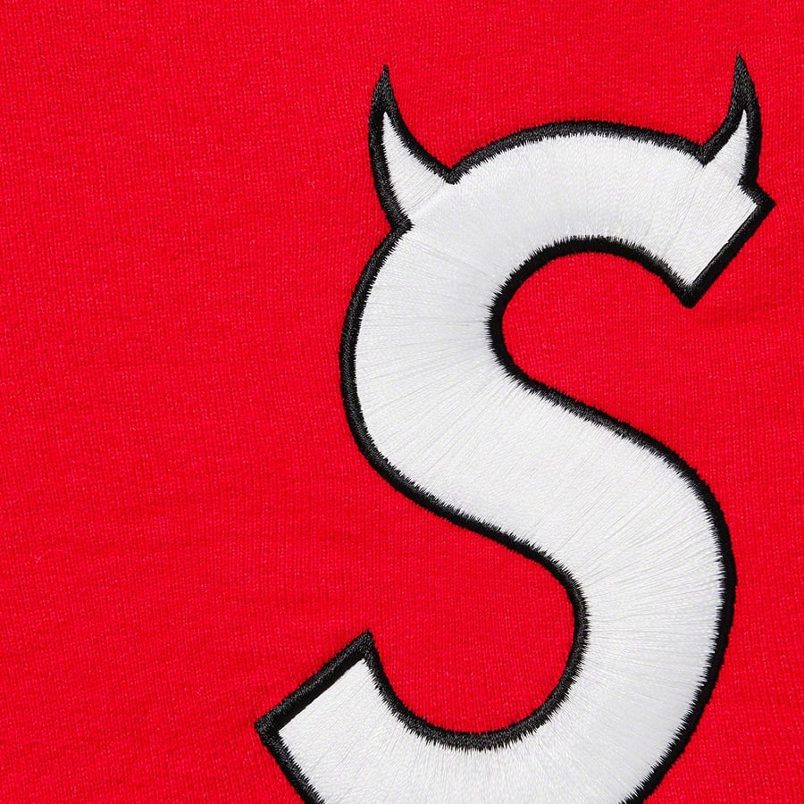 Details on S Logo Hooded Sweatshirt Red from fall winter 2022 (Price is $158)