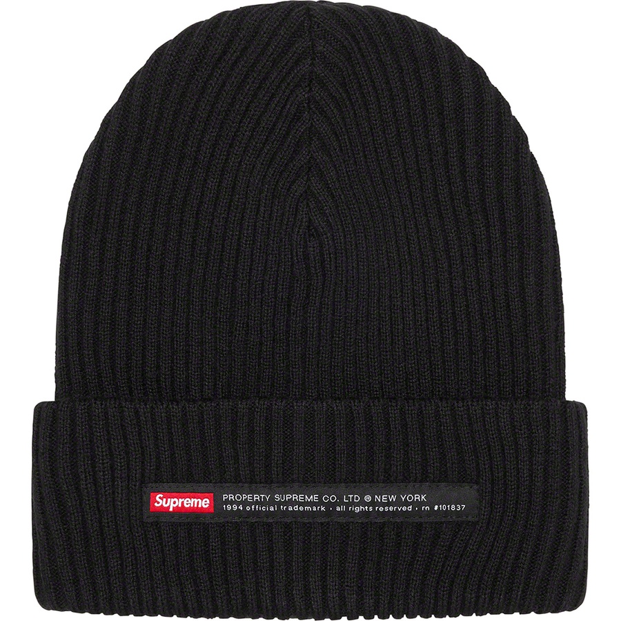 Details on Property Label Beanie Black from fall winter
                                                    2022 (Price is $38)