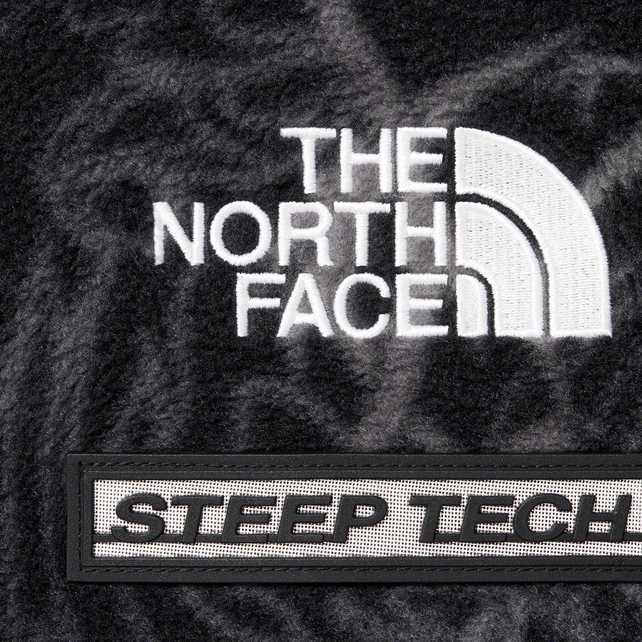 Details on Supreme The North Face Steep Tech Fleece Pullover Black Dragon from fall winter 2022 (Price is $288)