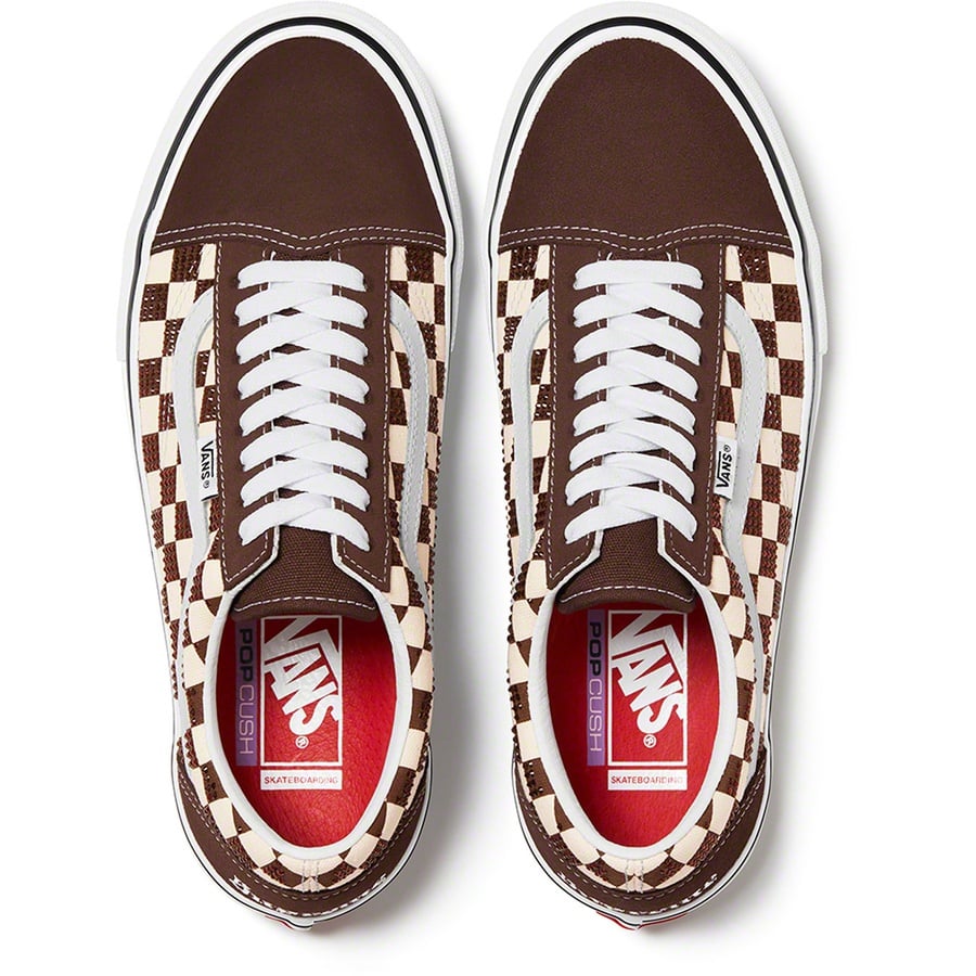 Details on Supreme Swarovski Vans Old Skool Brown from fall winter
                                                    2022 (Price is $298)