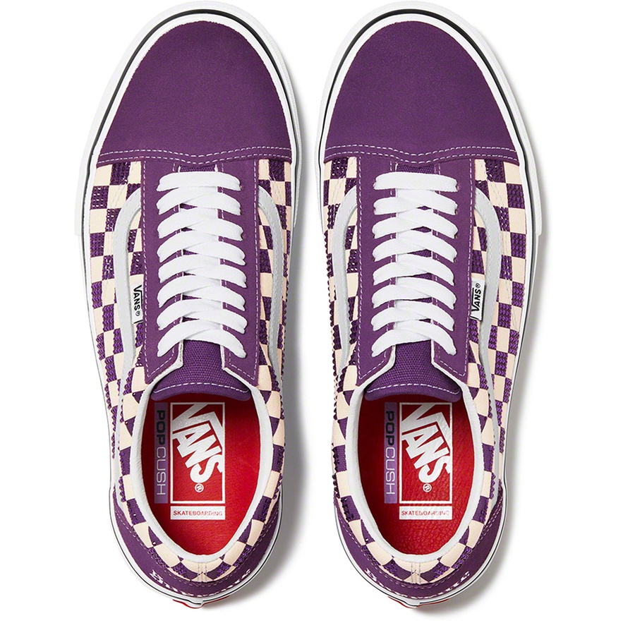 Details on Supreme Swarovski Vans Old Skool Purple from fall winter
                                                    2022 (Price is $298)