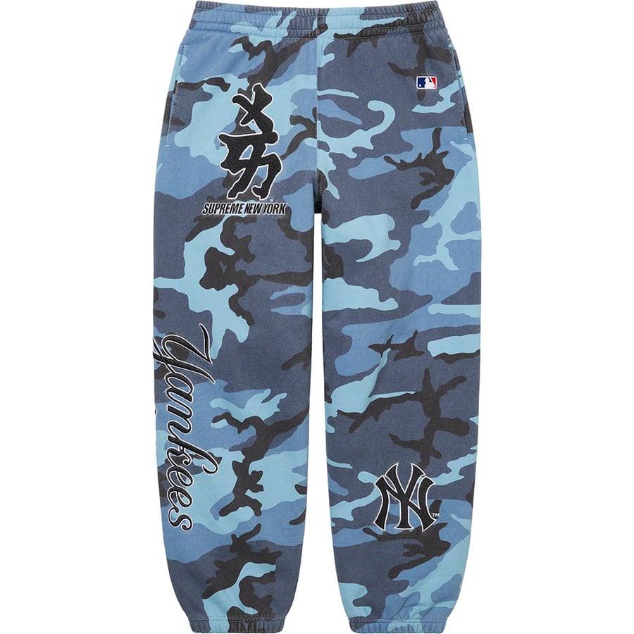 Details on Supreme New York Yankees™ Kanji Sweatpant Blue Camo from fall winter
                                                    2022 (Price is $178)