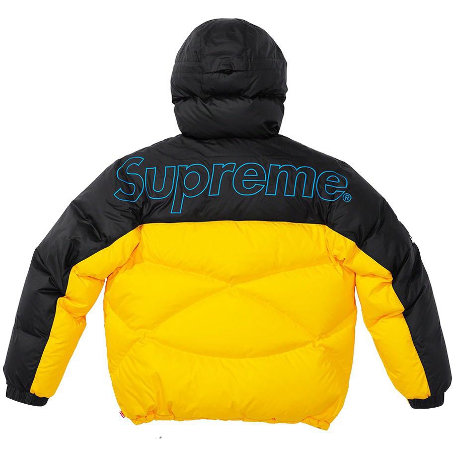 Details on Supreme The North Face 800-Fill Half Zip Hooded Pullover  from fall winter
                                                    2022 (Price is $398)