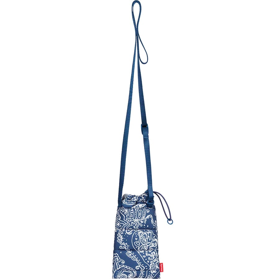 Details on Puffer Neck Pouch Blue Paisley from fall winter
                                                    2022 (Price is $30)