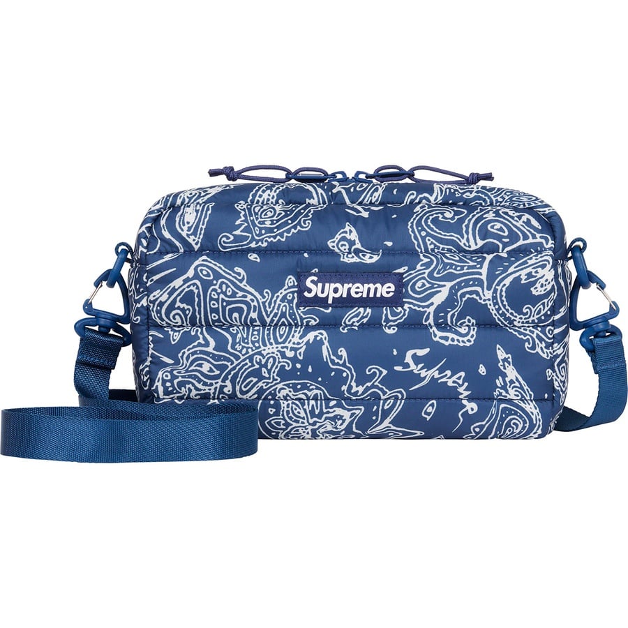 Details on Puffer Side Bag Blue Paisley from fall winter
                                                    2022 (Price is $58)