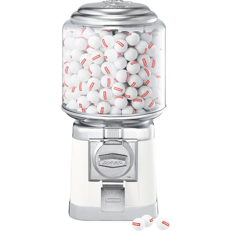 Details on Supreme Beaver Gumball Machine White from fall winter 2022 (Price is $298)