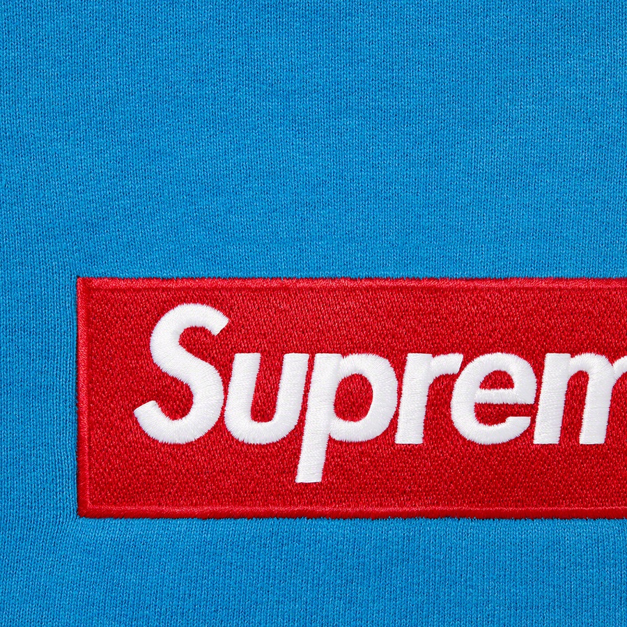 Details on Box Logo Crewneck Blue from fall winter 2022 (Price is $158)