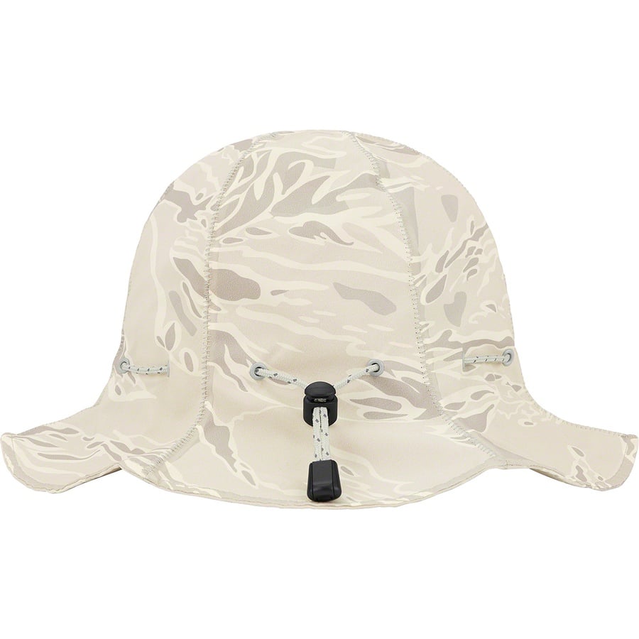 Details on Tiger Camo Reflective Tulip Hat White from fall winter
                                                    2022 (Price is $68)