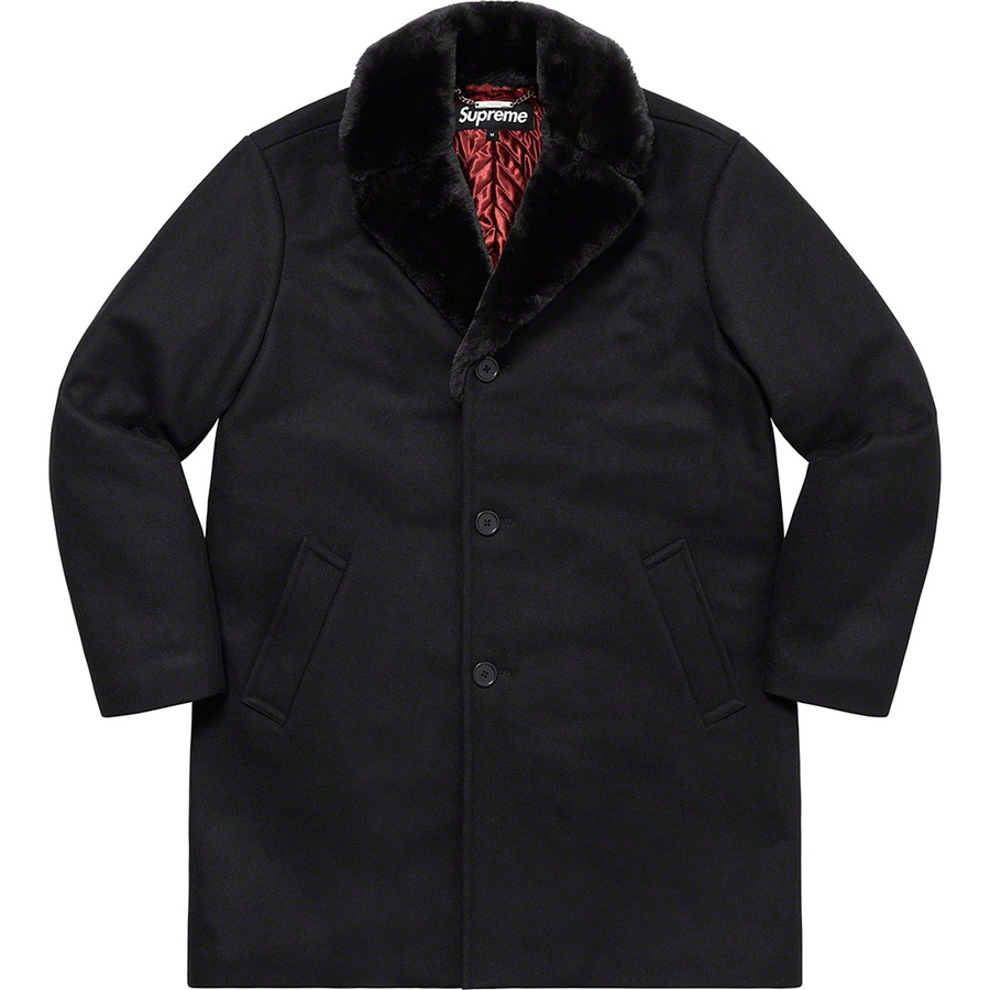 Details on Fur Collar Car Coat Black from fall winter
                                                    2022 (Price is $498)