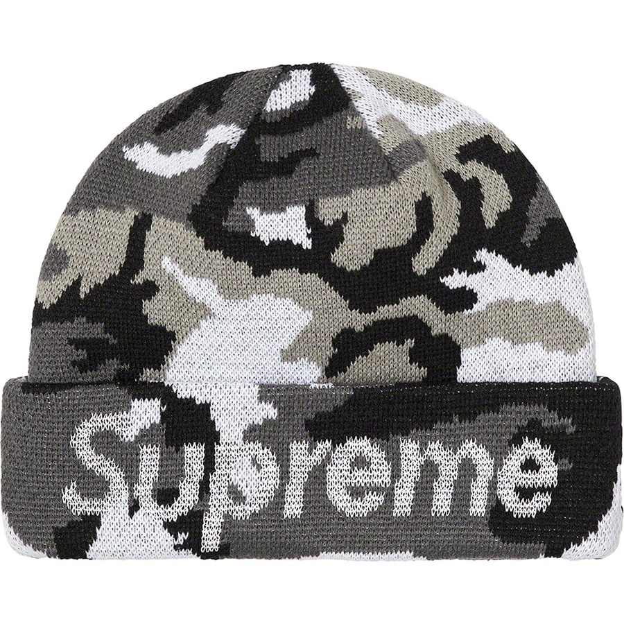 Details on New Era Split Beanie Black from fall winter
                                                    2022 (Price is $44)