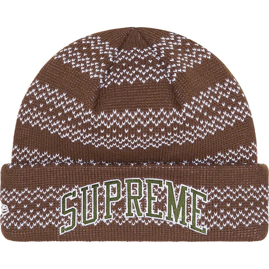 Details on New Era Split Beanie Brown from fall winter
                                                    2022 (Price is $44)