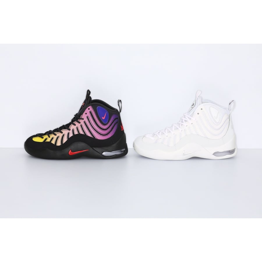 Supreme®/Nike® Air Bakin