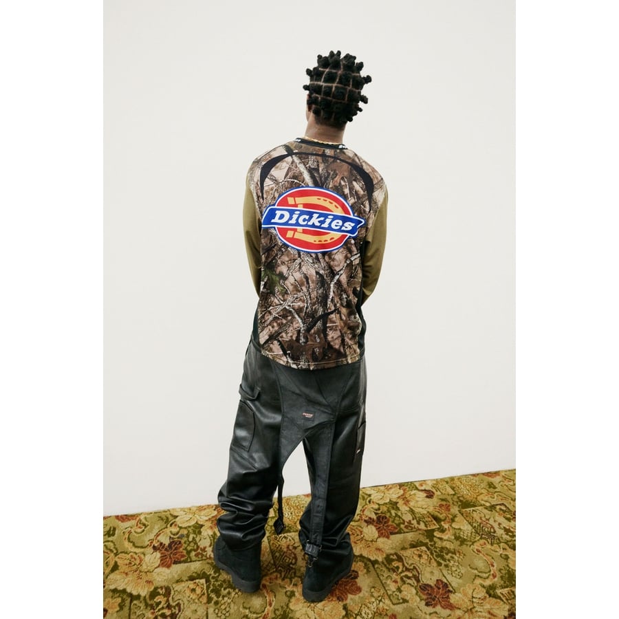 Supreme®/Dickies® News   Supreme Community