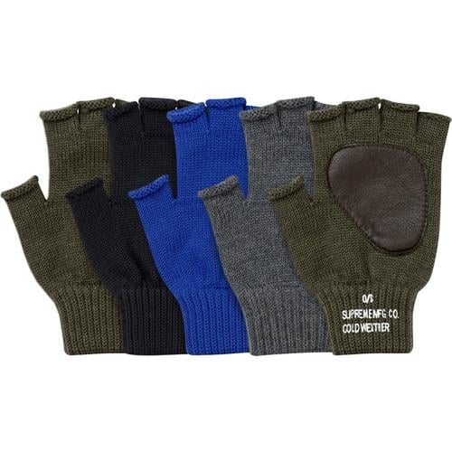 Details on Fingerless Gloves from fall winter
                                            2011