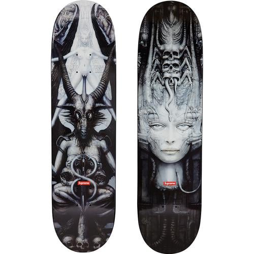 Details on Giger Skateboard from fall winter
                                            2014