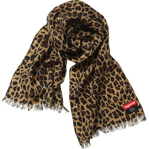 Details on Leopard Scarf from fall winter
                                            2015
