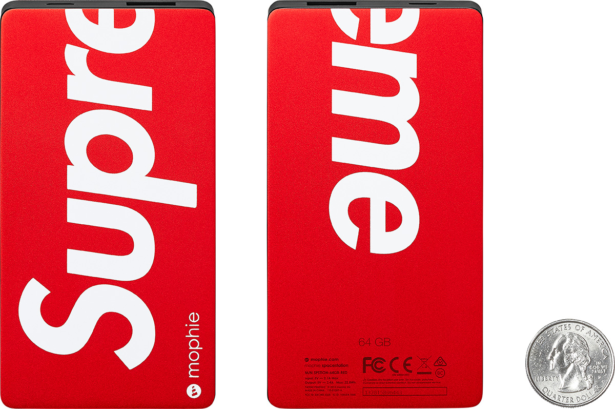 Supreme Mophie Space Station