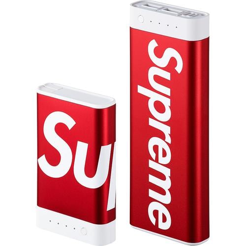 Supreme  Supreme Mophie Encore Plus 10K + Encore 20K released during fall winter 17 season