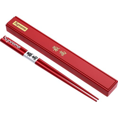 Supreme Chopsticks releasing on Week 2 for fall winter 2017