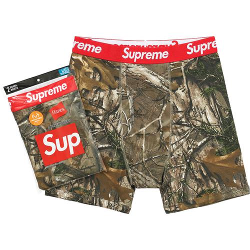 Details on Supreme Hanes Realtree Boxer Briefs (2 Pack) from fall winter
                                            2017 (Price is $40)
