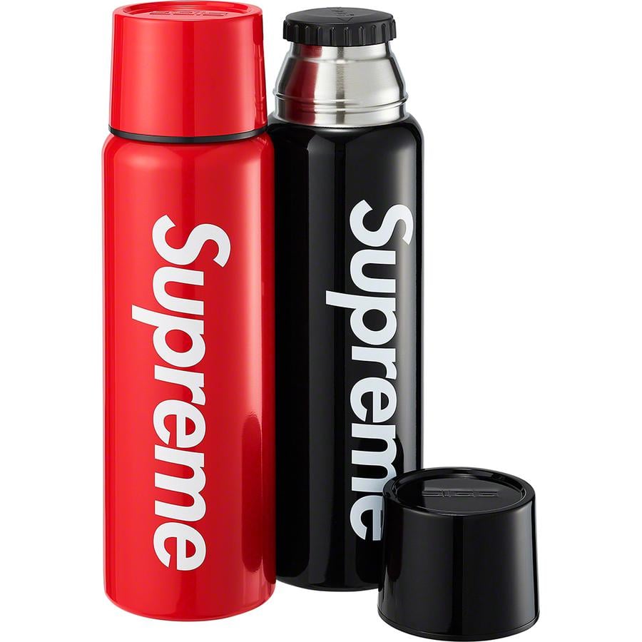 Details on Supreme SIGG™ Vacuum Insulated 0.75L Bottle from fall winter
                                            2020 (Price is $54)