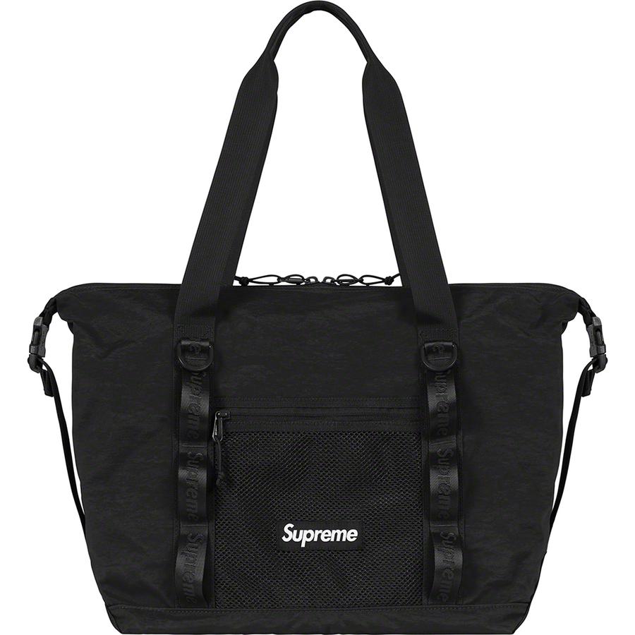 Details on Zip Tote  from fall winter 2020 (Price is $110)