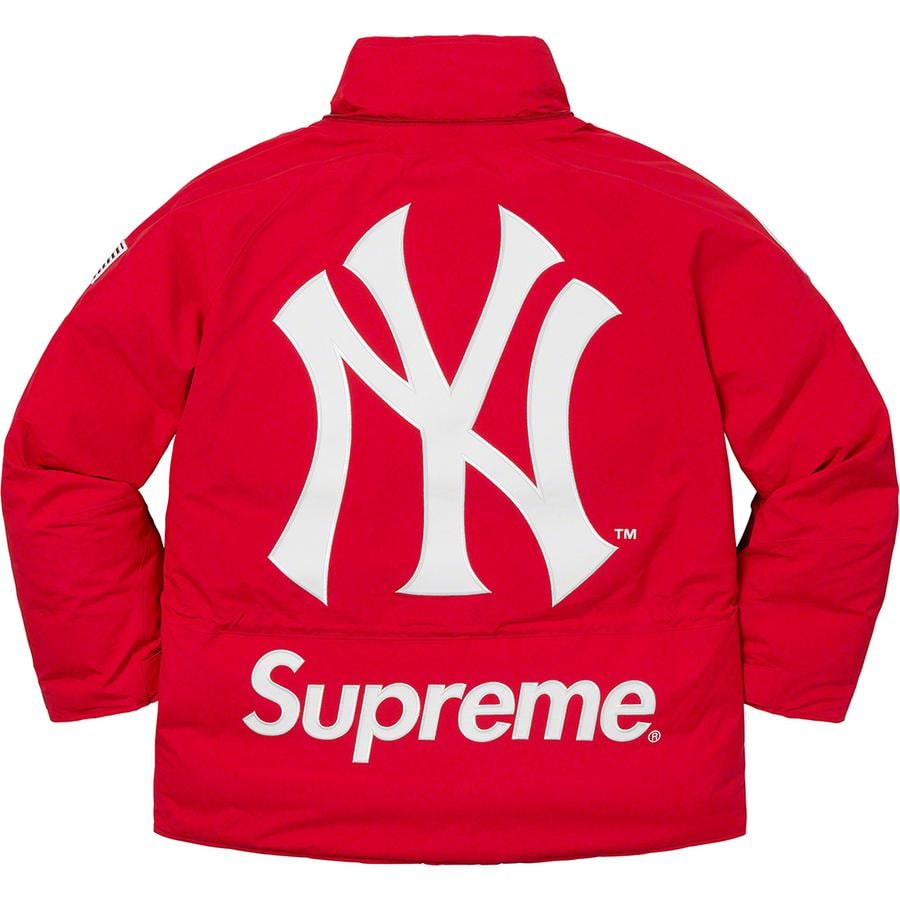 Details on Supreme New York Yankees™ GORE-TEX 700-Fill Down Jacket  from fall winter
                                                    2021 (Price is $668)