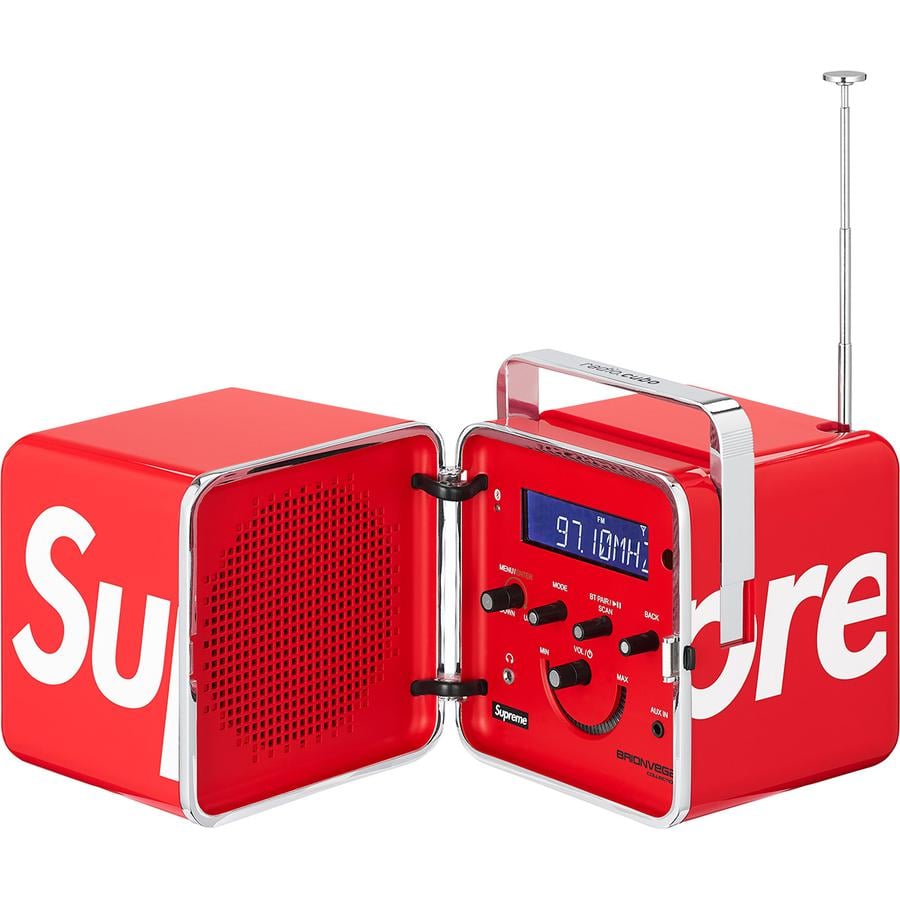 Details on Supreme Brionvega radio.cubo from fall winter
                                            2022 (Price is $598)