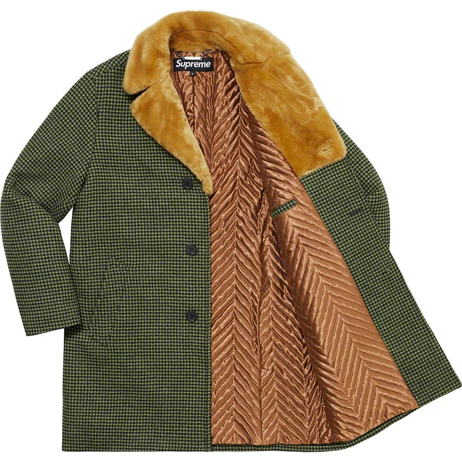 Details on Fur Collar Car Coat  from fall winter
                                                    2022 (Price is $498)