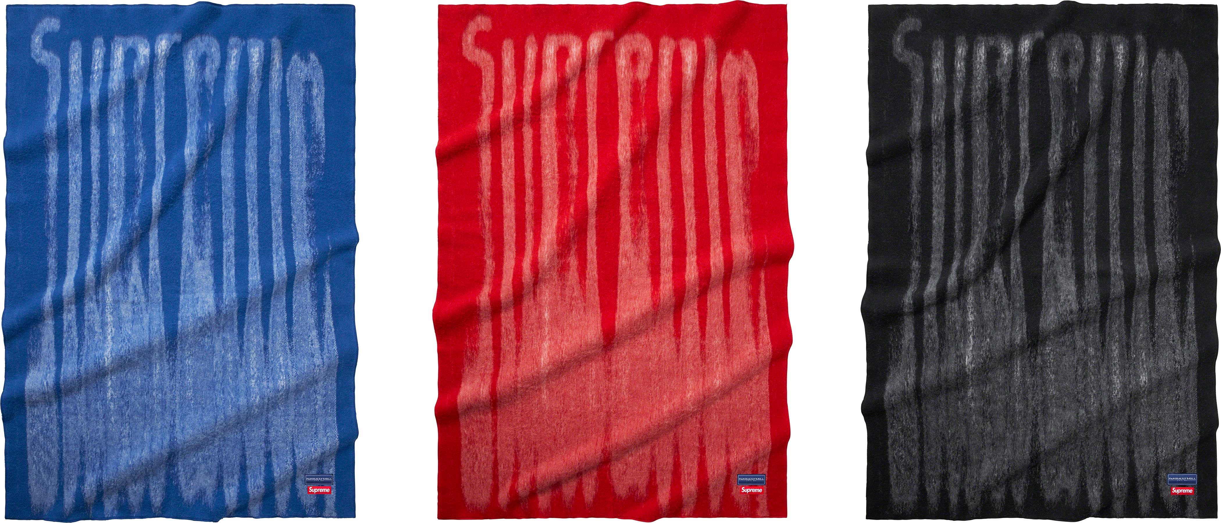 Supreme Debossed Logo Beach Towel Red - SS18 - US