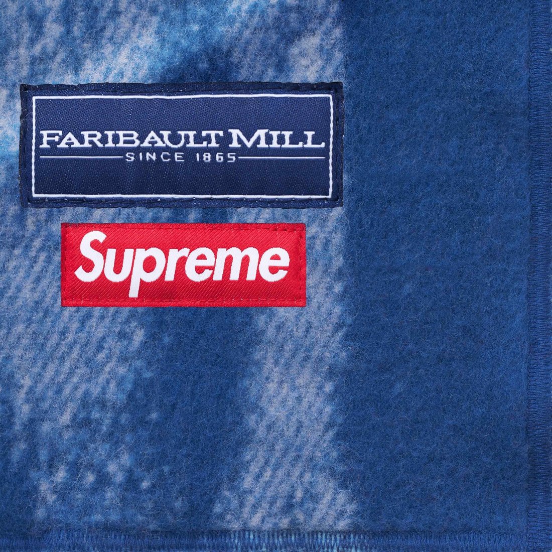 Details on Blurred Logo Blanket Blue from fall winter
                                                    2023 (Price is $368)