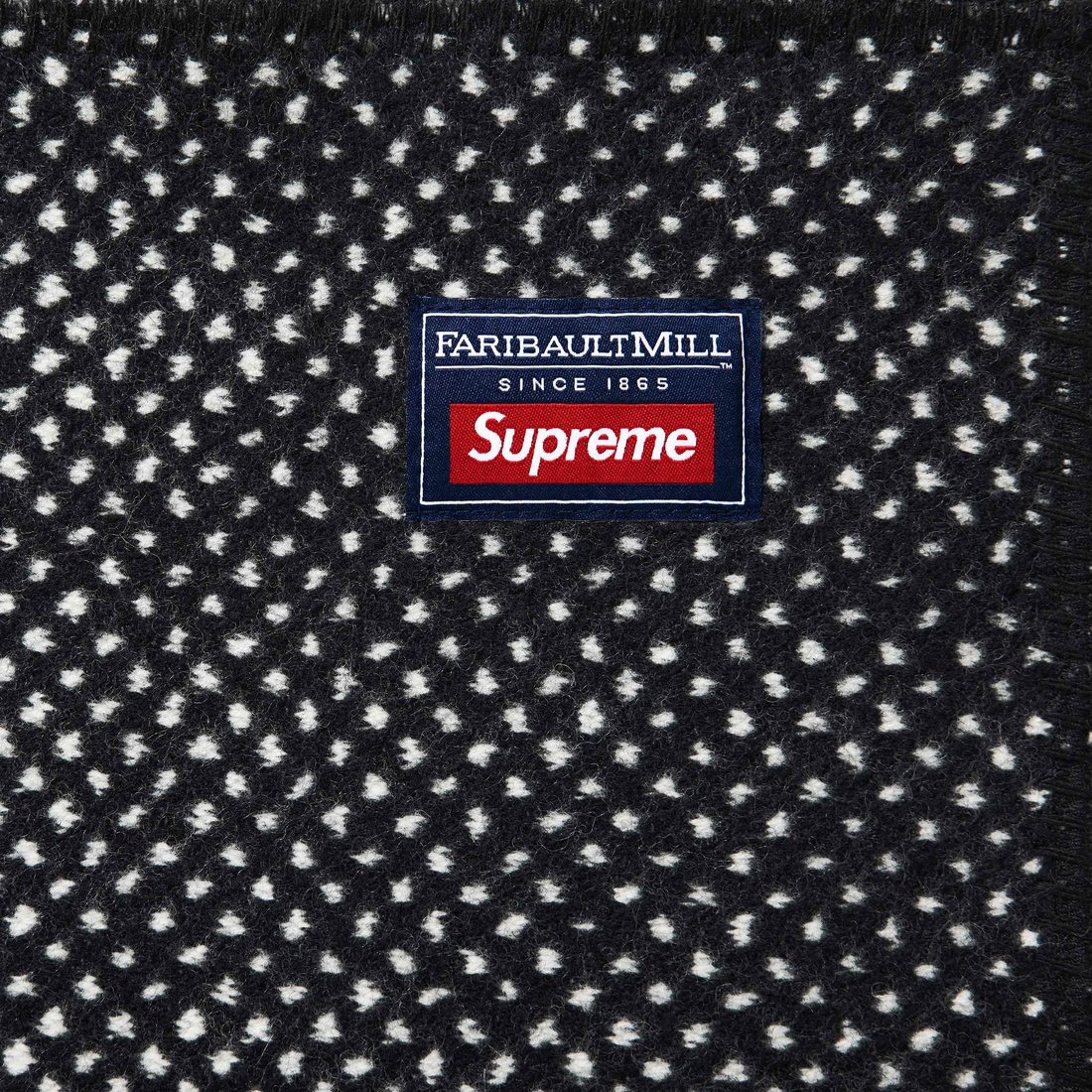 Supreme Supreme Faribault Woolen Mill Kate Moss Throw Blanket (FW24) - White - $398