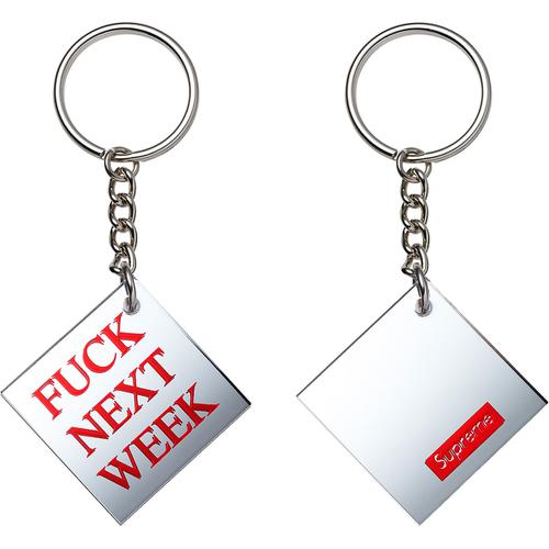 Details on Mirror Keychain from spring summer
                                            2015