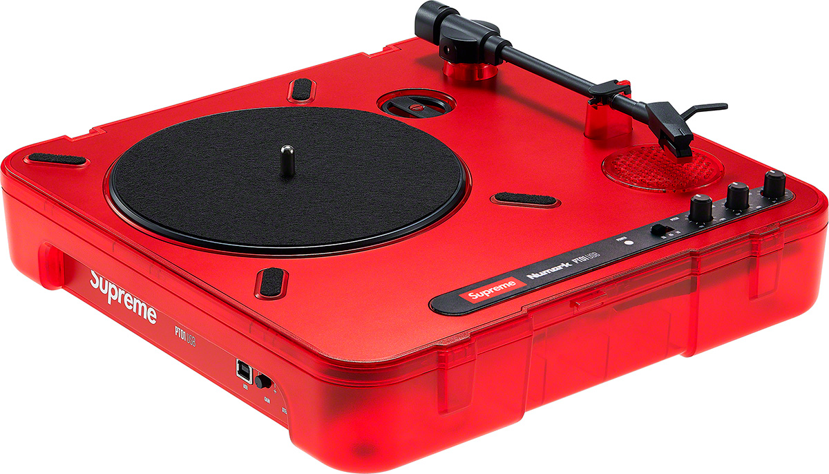 supreme Numark® PT01 Portable Turntable