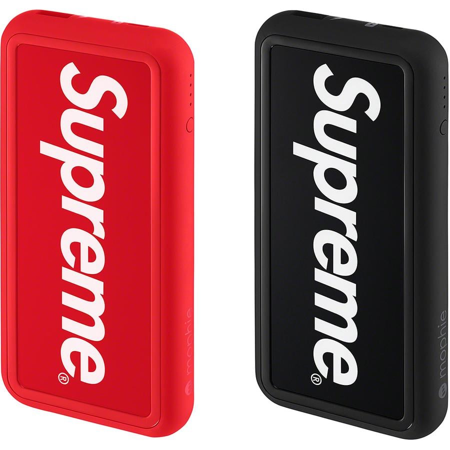 Details on Supreme mophie powerstation Plus XL from spring summer
                                            2021 (Price is $138)