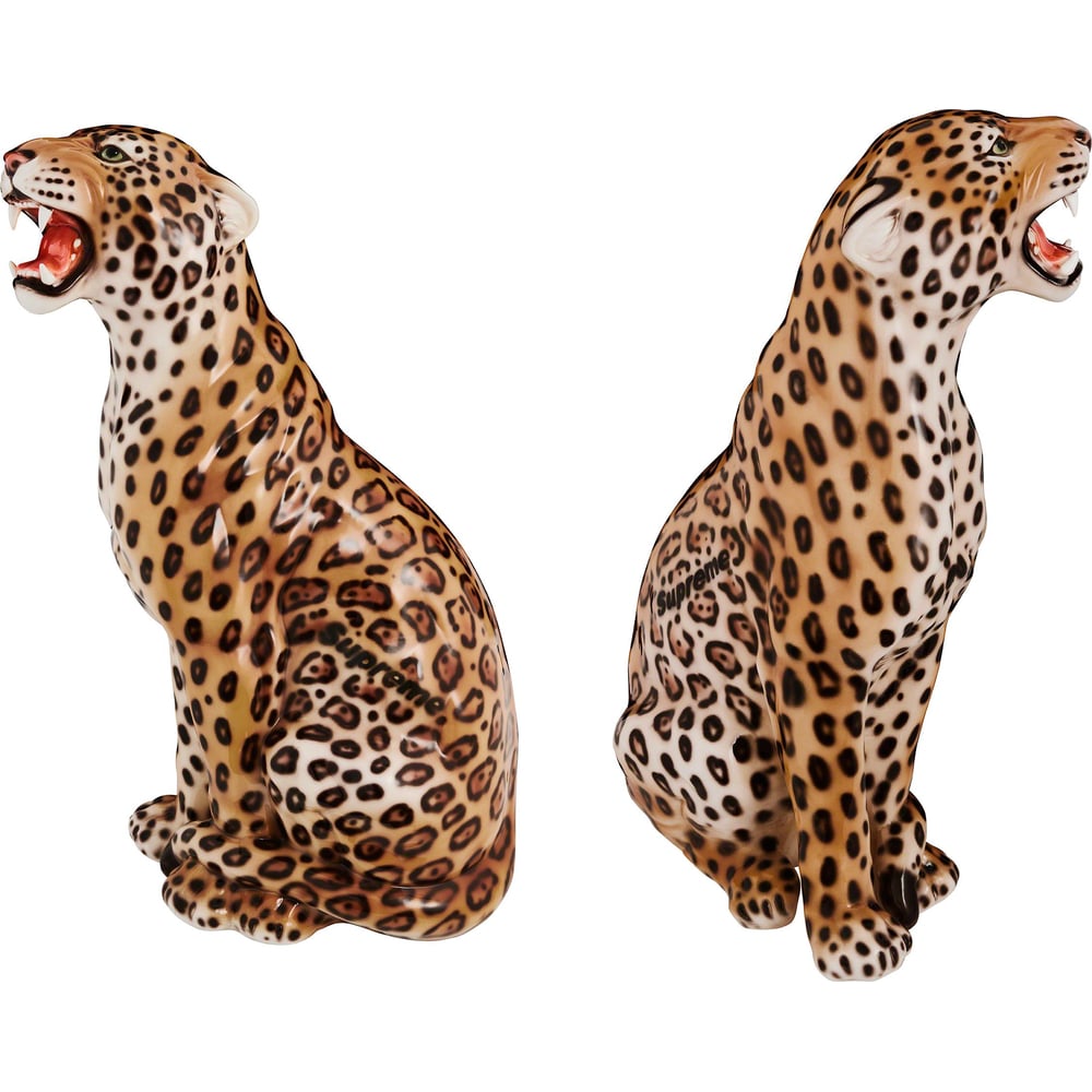 Details on 34" Porcelain Jaguar from spring summer
                                            2023 (Price is $1498)