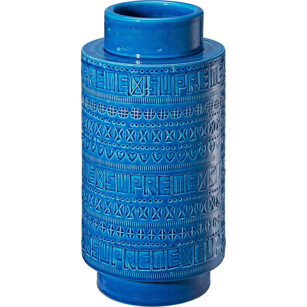 Details on Supreme Bitossi Rimini Blu Vase from spring summer 2023 (Price is $298)