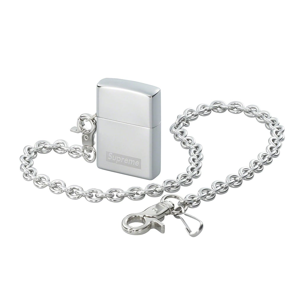Details on Chain Zippo from spring summer
                                            2023 (Price is $72)
