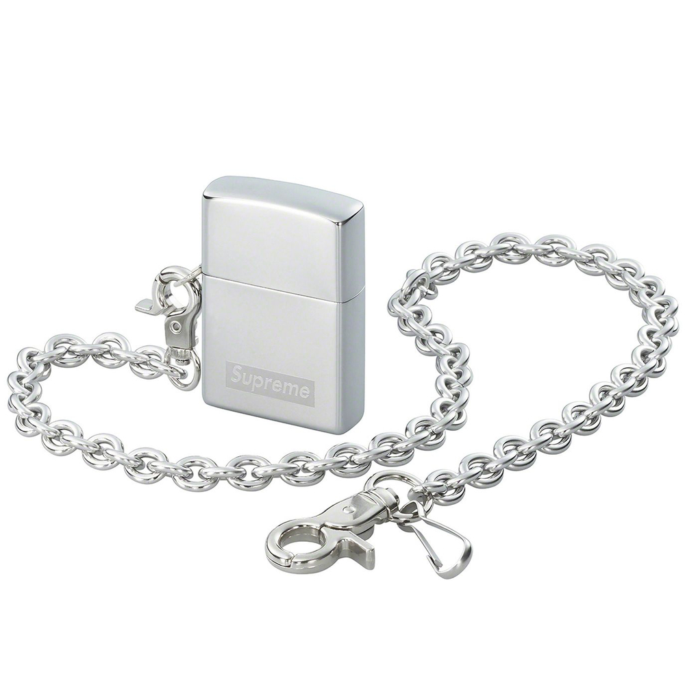 Details on Chain Zippo  from spring summer
                                                    2023 (Price is $72)