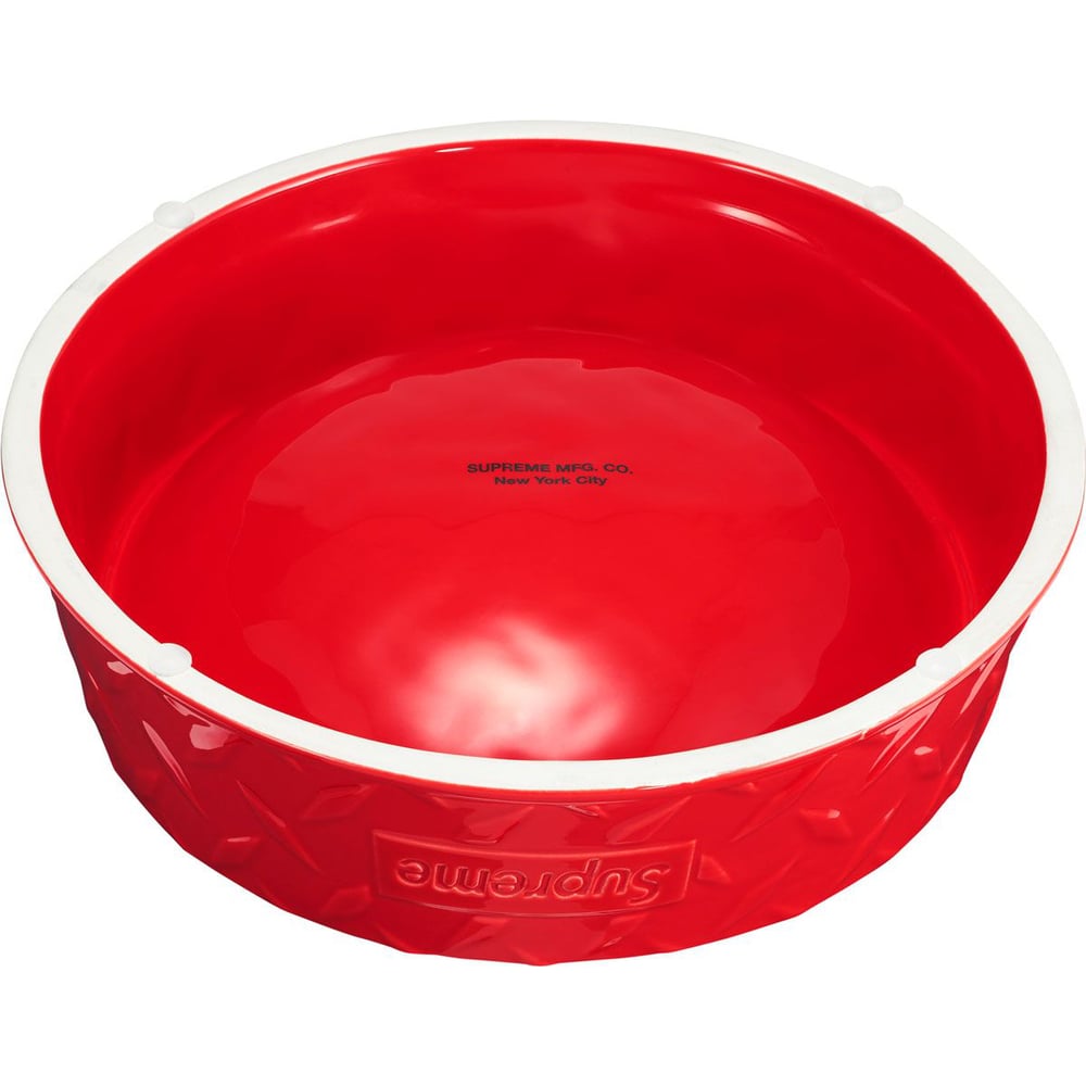 Details on Diamond Plate Dog Bowl [hidden] from spring summer
                                                    2023 (Price is $48)