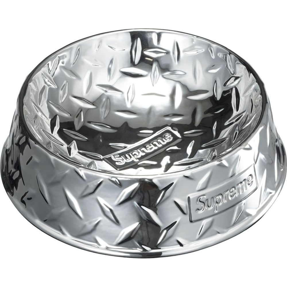 Details on Diamond Plate Dog Bowl [hidden] from spring summer
                                                    2023 (Price is $48)