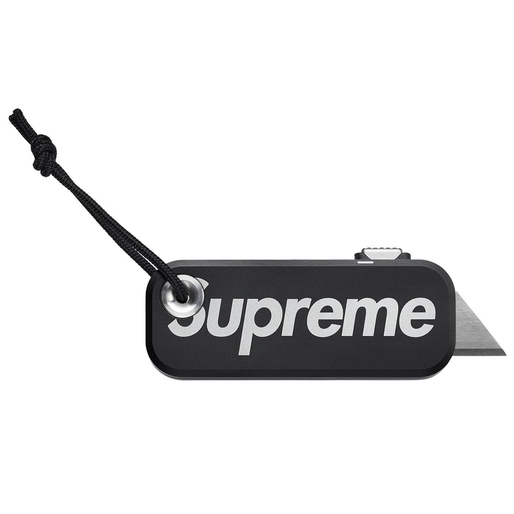 Details on Supreme James Brand Palmer Utility Knife  from spring summer
                                                    2023 (Price is $78)