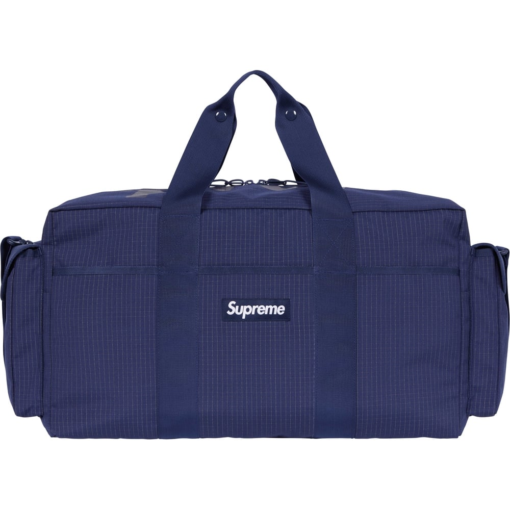 Details on Duffle Bag  from spring summer
                                                    2024 (Price is $178)