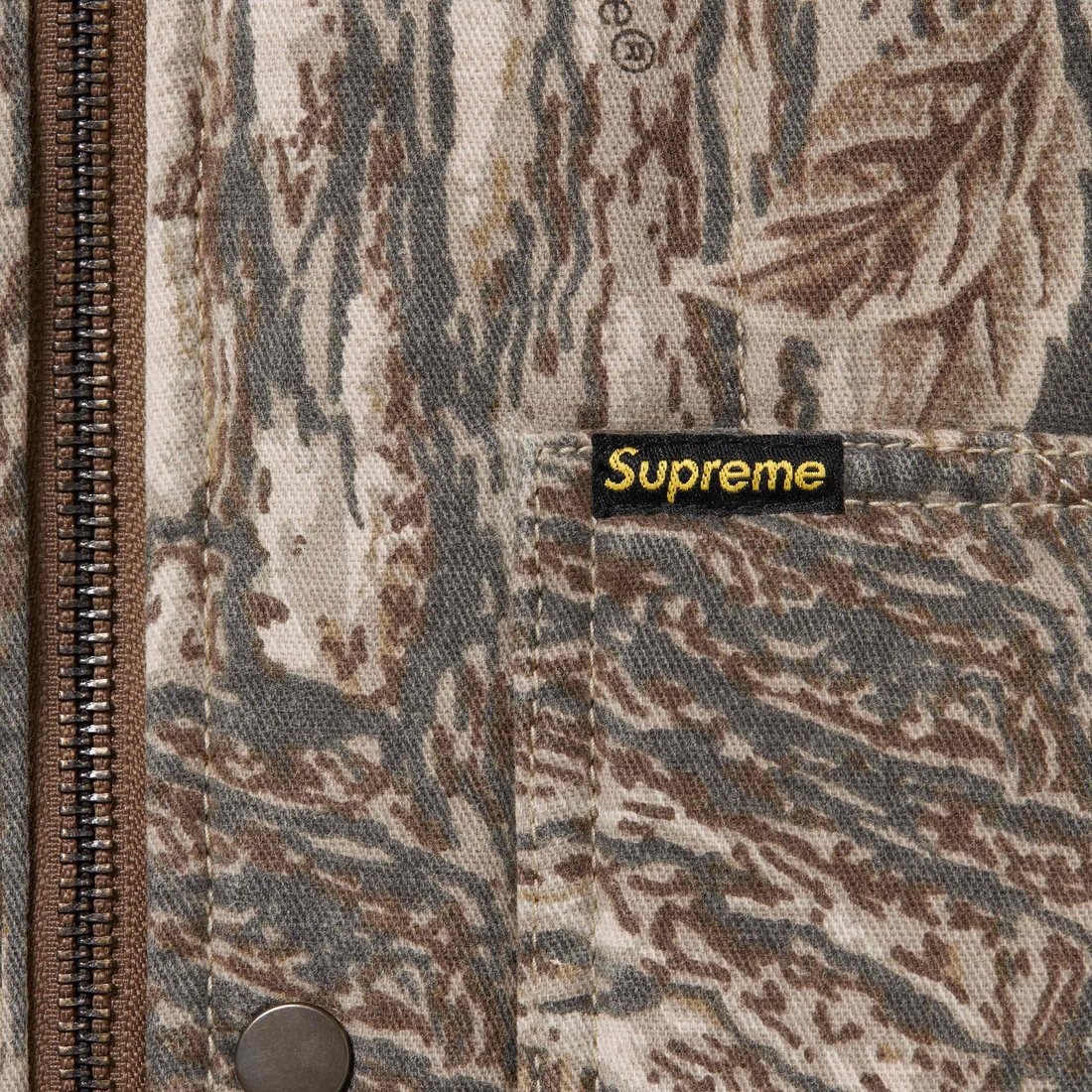 Details on RealTree Reversible Quilted Work Jacket Snow Camo from spring summer
                                                    2024 (Price is $248)